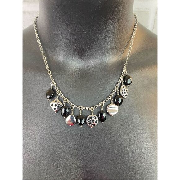 Lia Sophia Vintage Impromptu Silver Necklace - Picture 2 of 5